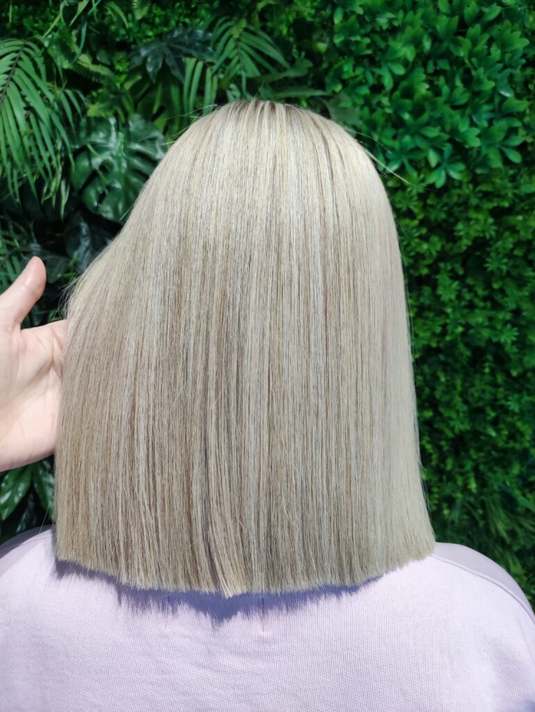 Efekt profesjonalnej koloryzacji blond
